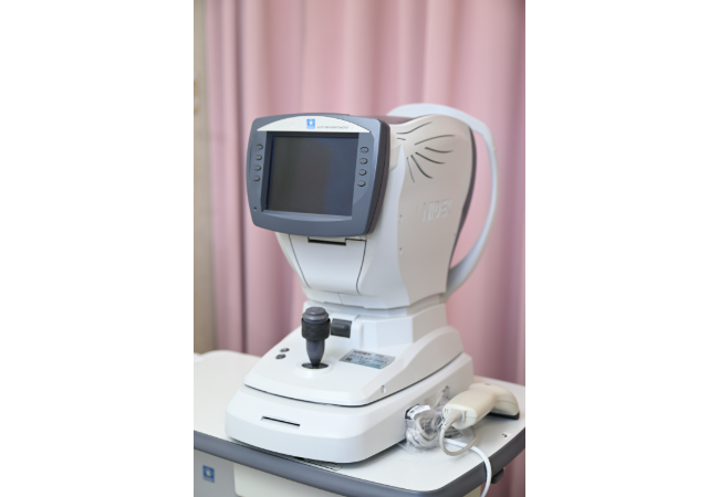 オートレフラクトメータ「AR-1」
